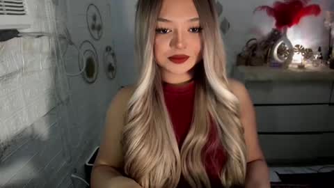 Snapshot of gorgeousamandarose chatting on March 5, 7:56 am Amanda rose online show from March 5, 7:56 am
