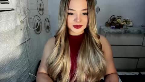 Snapshot of gorgeousamandarose chatting on September 8, 10:30 pm Amanda rose online show from September 8, 10:30 pm