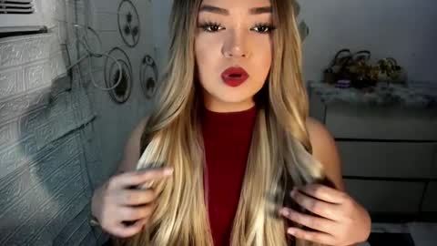 Snapshot of gorgeousamandarose chatting on September 12, 1:14 am Amanda rose online show from September 12, 1:14 am