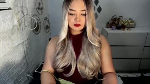 Snapshot of gorgeousamandarose chatting on September 13, 1:22 am Amanda rose online show from September 13, 1:22 am