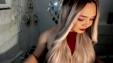 Snapshot of gorgeousamandarose chatting on September 21, 12:05 am Amanda rose online show from September 21, 12:05 am