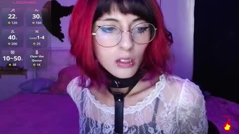 Snapshot of goth_minerva chatting on October 9, 2:18 pm goth_minerva online show from October 9, 2:18 pm