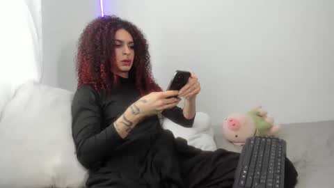 Snapshot of goth_ru chatting on February 27, 7:47 pm Russ online show from February 27, 7:47 pm