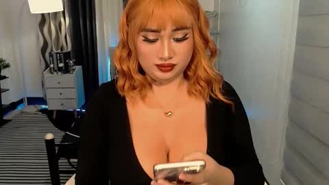 Snapshot of great_selfsuckerts chatting on October 8, 8:38 am PAULATHEONE online show from October 8, 8:38 am
