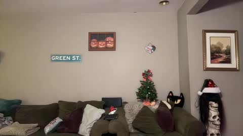 SexQueen Nikki online show from December 23, 6:11 am