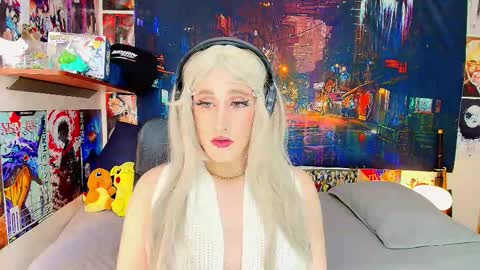 Haku Please help me with your thumbs up its important  online show from November 7, 2:06 pm