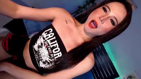 Snapshot of heavenlycum69_mickey chatting on February 22, 5:24 pm Mickey online show from February 22, 5:24 pm