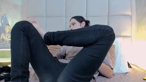 Snapshot of hecate1_ chatting on September 29, 8:19 pm Keira Hecate online show from September 29, 8:19 pm