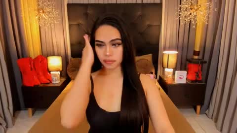 Snapshot of hennessygoddess69 chatting on January 14, 3:36 pm HENNESSY online show from January 14, 3:36 pm