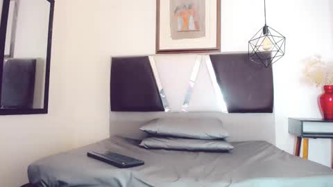Snapshot of hilary_avilan chatting on January 15, 7:34 pm Hilary Avilan online show from January 15, 7:34 pm