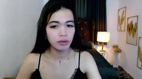 yumi online show from March 2, 10:33 am