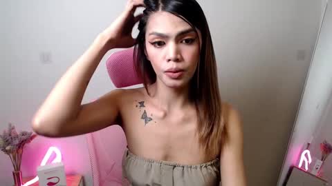 Snapshot of holymary_69 chatting on February 16, 3:05 pm Patricia online show from February 16, 3:05 pm