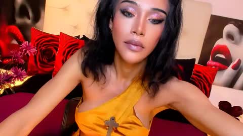 horny_ayahh online show from October 7, 12:11 am