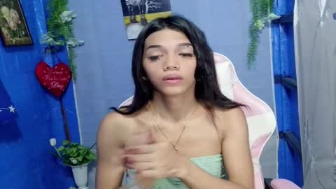 Rhiana online show from March 5, 6:40 am