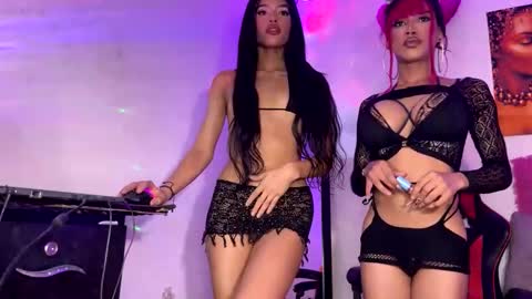 Snapshot of hot_destinyk chatting on February 7, 9:26 am destinyk online show from February 7, 9:26 am