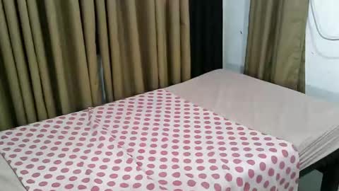 Snapshot of hot_jenile01 chatting on October 4, 1:17 am hot_jenile01 online show from October 4, 1:17 am