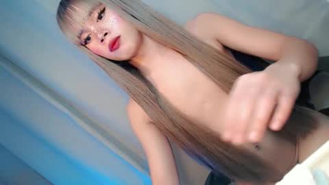 hotchescacummer online show from December 15, 1:56 am