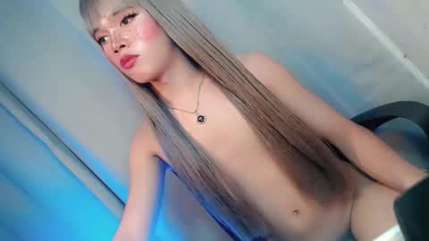 hotchescacummer online show from December 21, 3:56 am