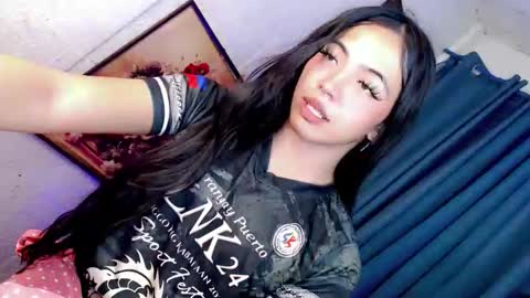 hotfucking_queen1111 online show from February 12, 9:04 am