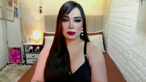 Snapshot of hotlexus69 chatting on September 29, 9:14 pm LEXUS online show from September 29, 9:14 pm