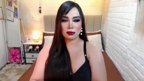 Snapshot of hotlexus69 chatting on September 30, 9:37 pm LEXUS online show from September 30, 9:37 pm
