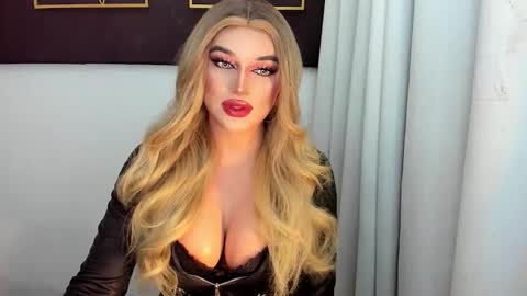 STELLA online show from February 28, 6:14 pm