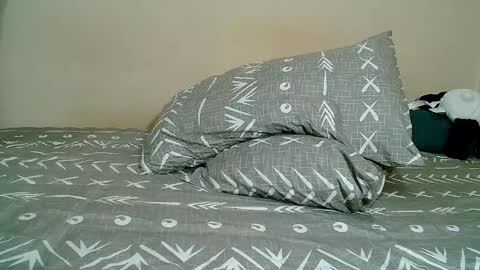 Snapshot of hotzeadyy02 chatting on March 4, 12:22 pm zeady online show from March 4, 12:22 pm