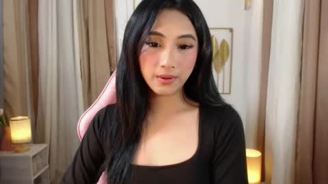 Snapshot of hugeasiancockandrea chatting on September 12, 1:03 am drea online show from September 12, 1:03 am