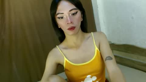 Snapshot of hugecock_caraxx chatting on January 22, 8:38 pm Cara online show from January 22, 8:38 pm