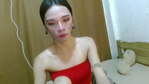 Snapshot of hugecock_caraxx chatting on September 18, 2:39 am Cara online show from September 18, 2:39 am