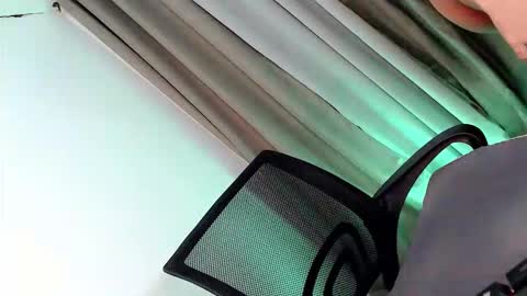 Yhanie online show from February 13, 12:06 am