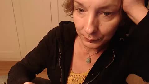 Snapshot of ifk_donkeysfr chatting on October 12, 6:10 pm Ifk Donkeys online show from October 12, 6:10 pm
