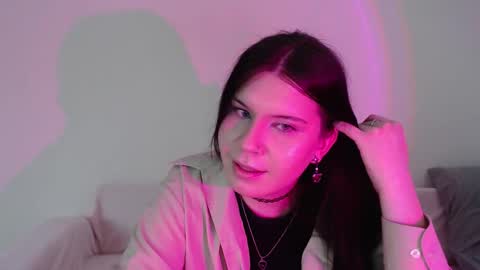 Vella online show from October 10, 10:38 am