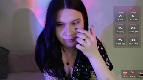 Vella online show from November 22, 1:07 am