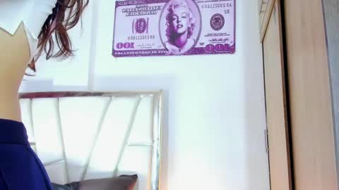 Snapshot of im_brittany_333 chatting on February 8, 7:26 am im_brittany_333 online show from February 8, 7:26 am