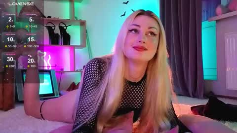  Dina  Help me reach 100 likes  online show from February 10, 8:27 pm