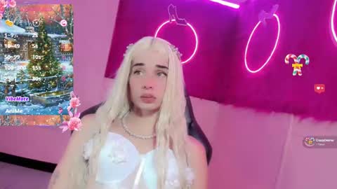 Snapshot of irina_lechera_ chatting on December 28, 3:58 am Irina online show from December 28, 3:58 am