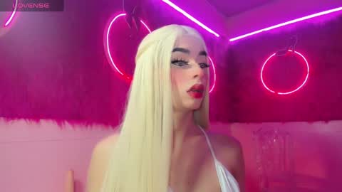 Snapshot of irina_lechera_ chatting on January 17, 7:53 pm Irina online show from January 17, 7:53 pm