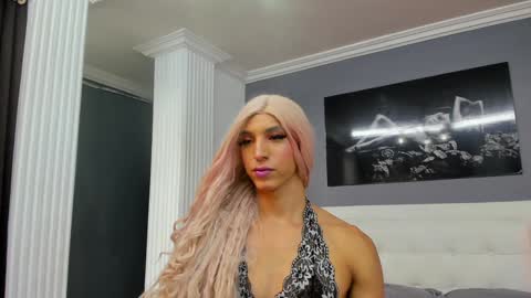 Snapshot of isa_lancaster chatting on December 17, 7:26 pm Isa Lancaster online show from December 17, 7:26 pm