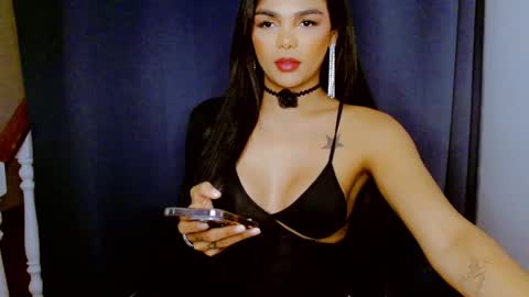 Snapshot of isaabelle20 chatting on January 26, 11:39 pm Welcome Hii Im Isa online show from January 26, 11:39 pm