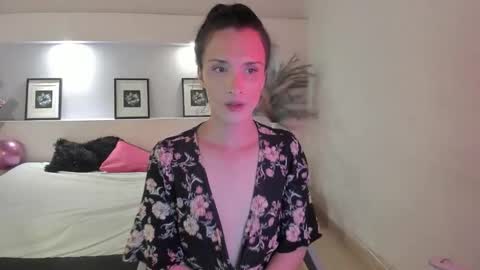 Snapshot of isabelfernandez chatting on September 29, 6:46 am IsabelFernandez online show from September 29, 6:46 am