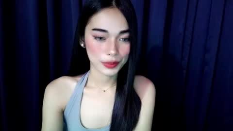 Isabelle online show from November 15, 3:10 pm