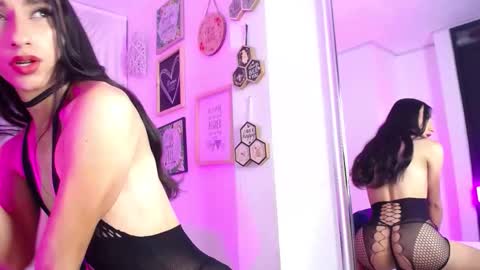 Isabelle Daza online show from February 5, 12:32 pm