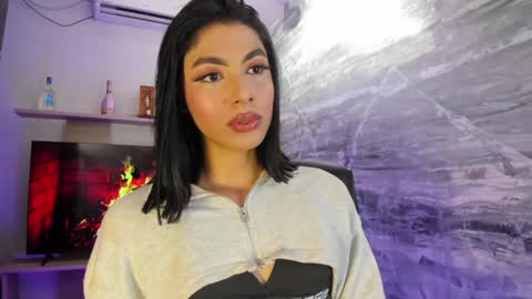 Snapshot of isabellefoxx chatting on January 11, 5:20 am Isa online show from January 11, 5:20 am