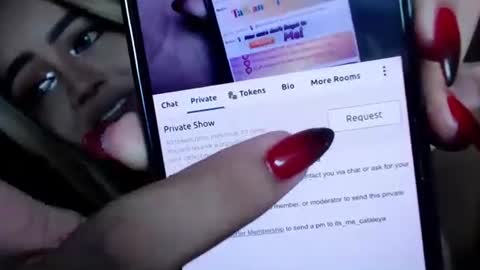 Snapshot of its_me_cataleya chatting on September 20, 2:06 am Cataleya Rogers online show from September 20, 2:06 am