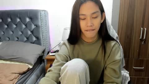 Snapshot of its_me_cora chatting on February 6, 4:58 pm Cora online show from February 6, 4:58 pm
