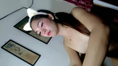 itsme_jenny online show from February 14, 1:13 am