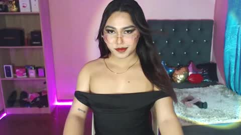 Snapshot of itsmesianaa29 chatting on January 16, 2:30 pm Siana online show from January 16, 2:30 pm