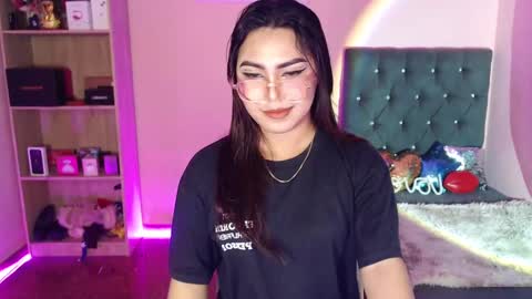Snapshot of itsmesianaa29 chatting on February 9, 4:40 pm Siana online show from February 9, 4:40 pm