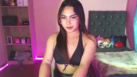 Snapshot of itsmesianaa29 chatting on February 10, 5:52 pm Siana online show from February 10, 5:52 pm